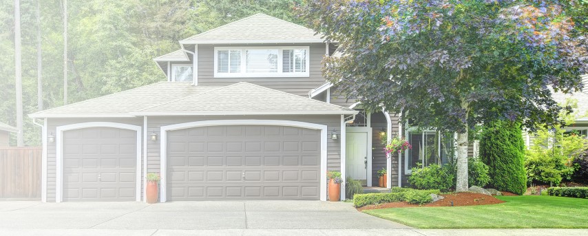 How to Keep Your Garage Door Safe While on Vacation